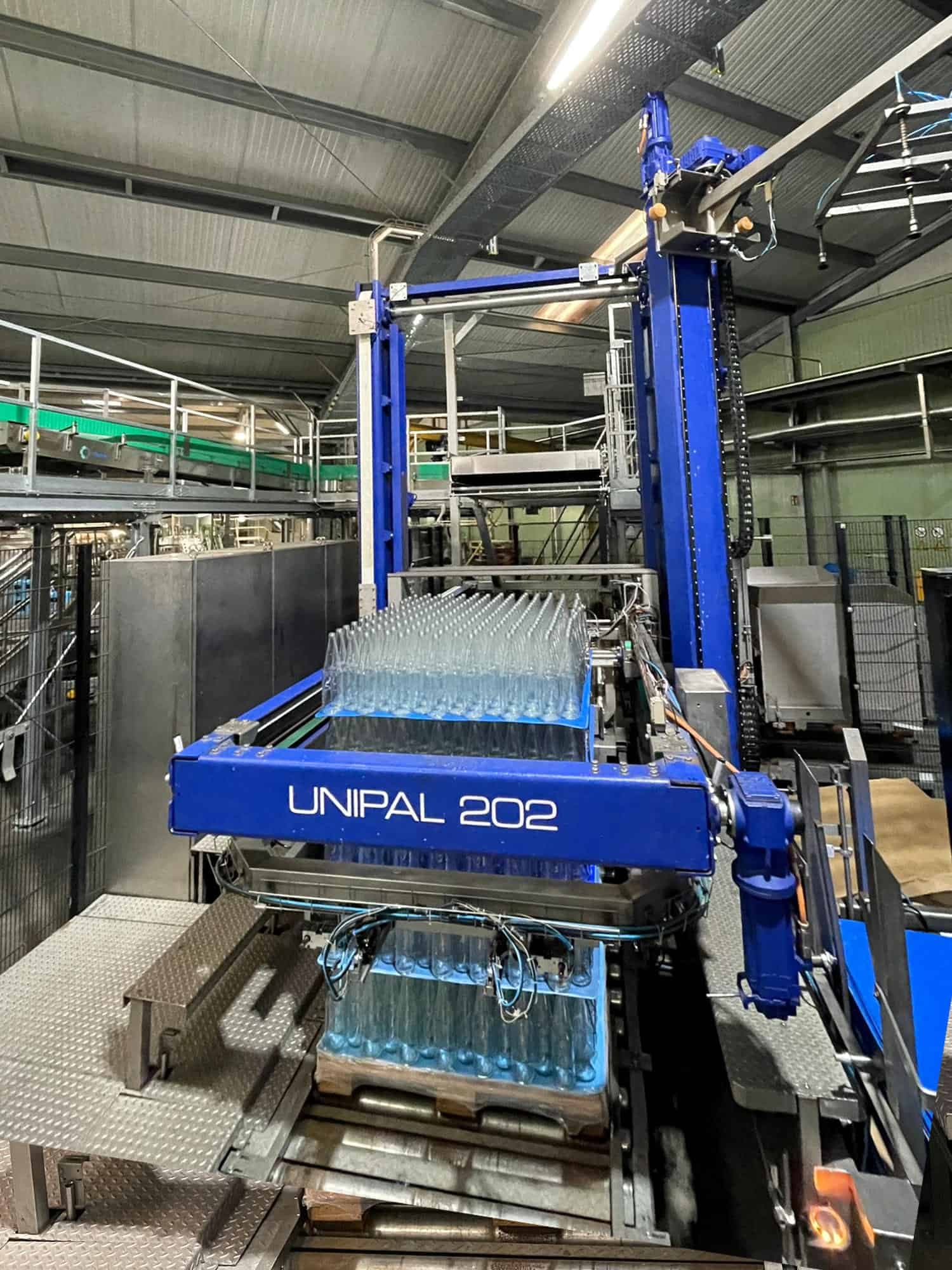 Front view of BMS Unipal 202