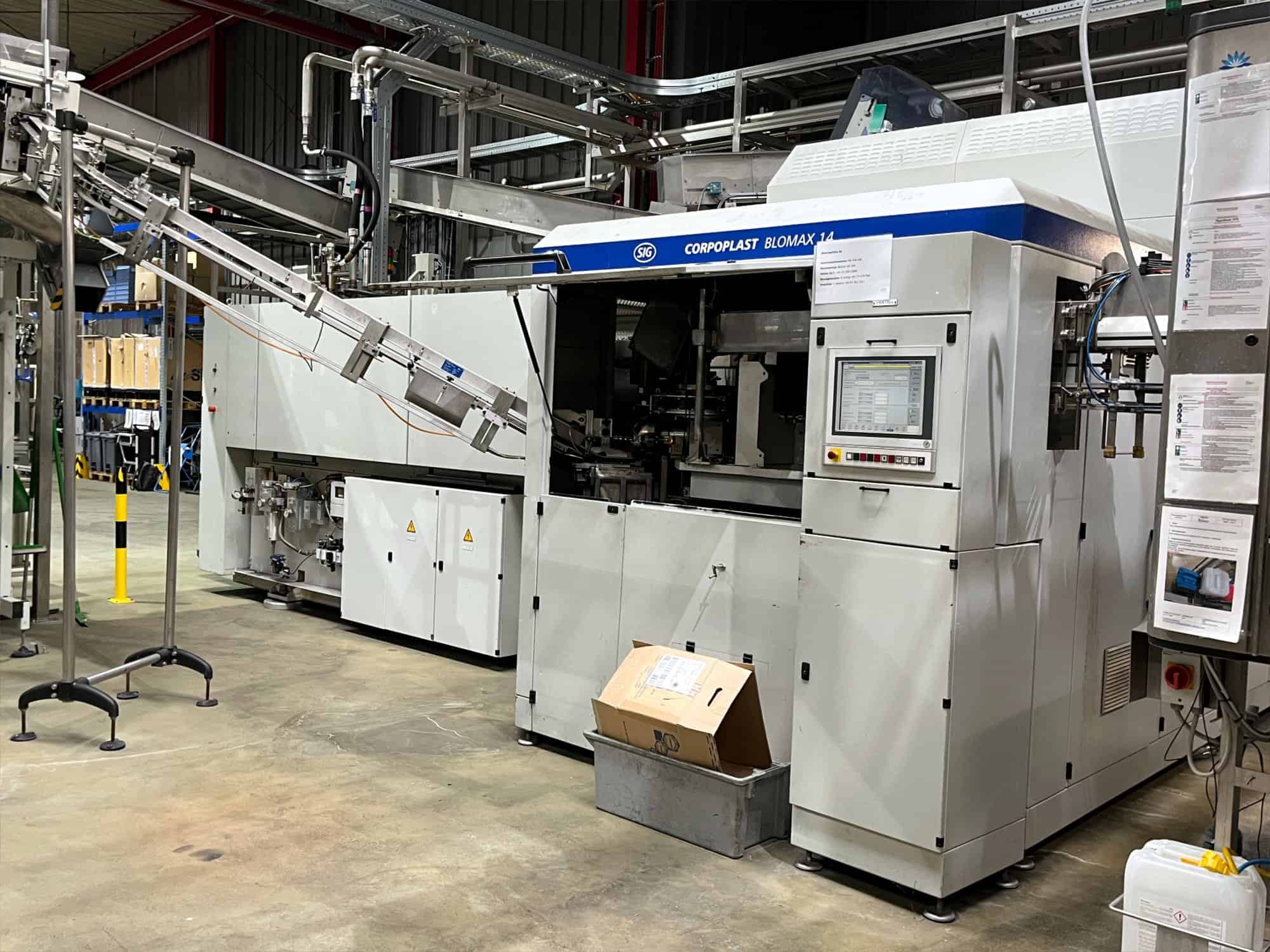 Side view of Sidel KHS / Sidel / Simonazzi