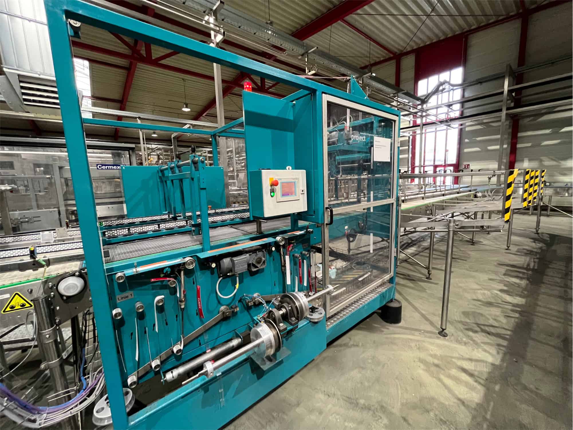 Side view of Sidel KHS / Sidel / Simonazzi