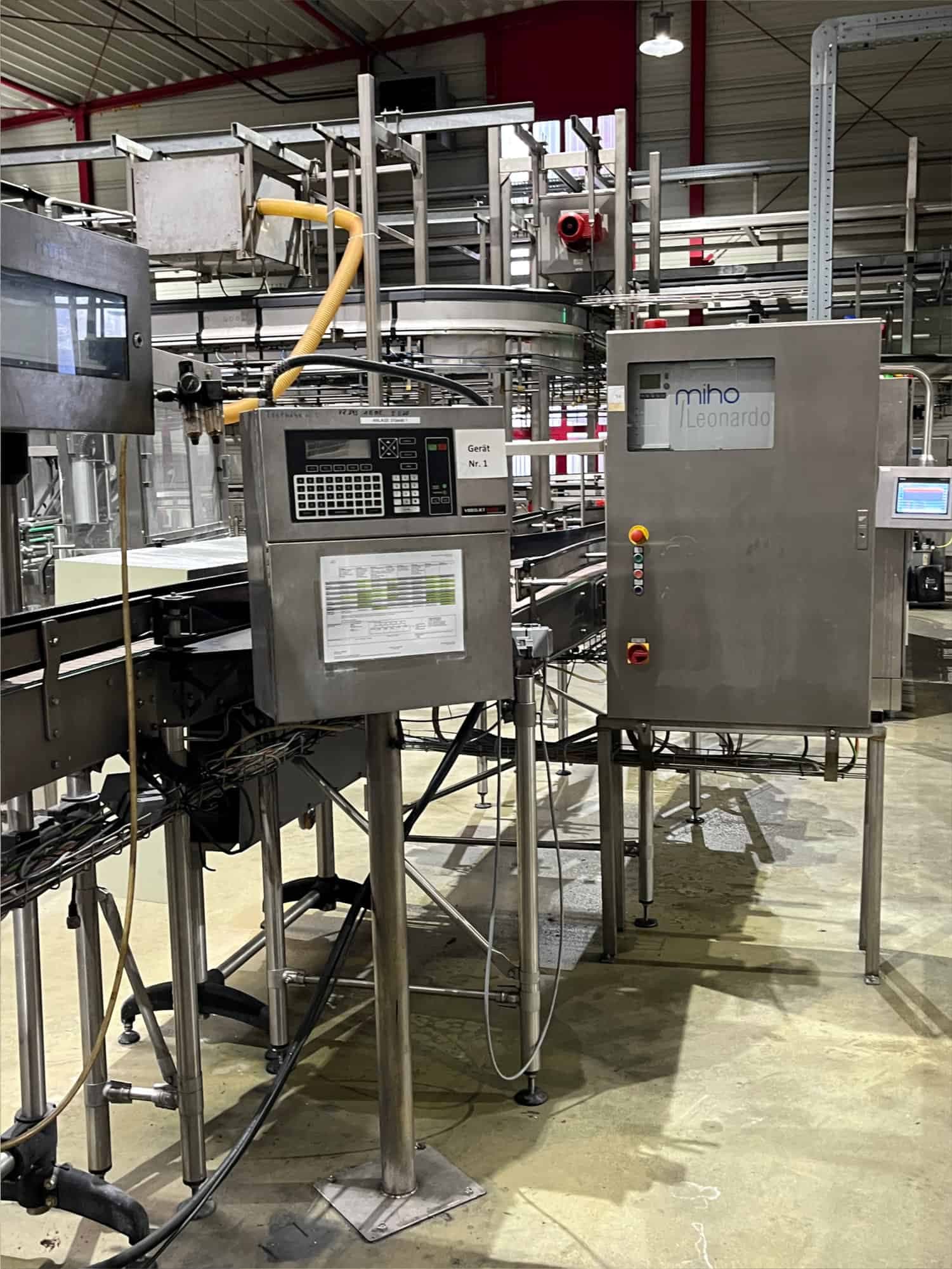 Side view of Sidel KHS / Sidel / Simonazzi