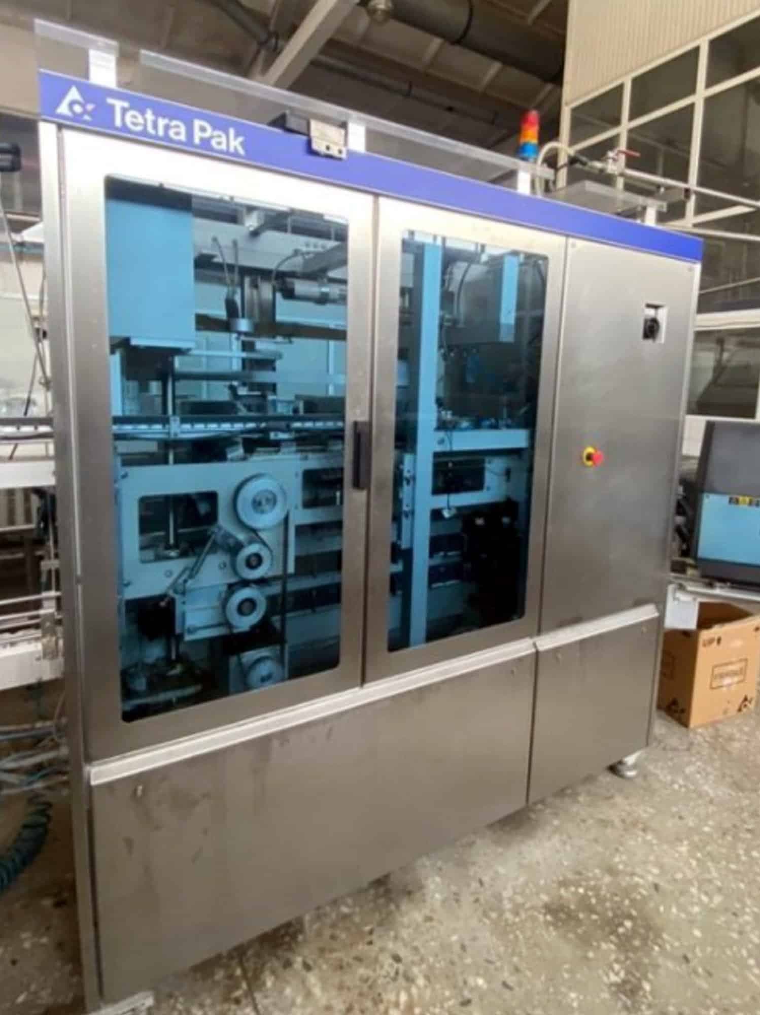 Left view of Tetra Pak TBA 8-1000 SQ 