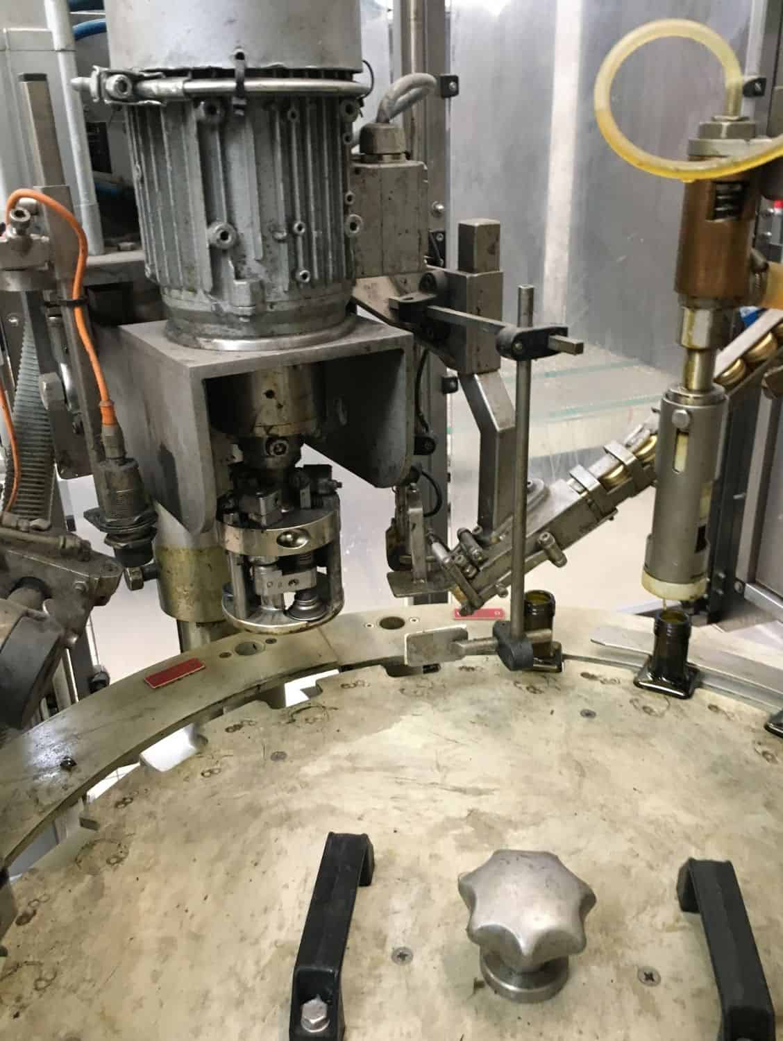 Detail of ALWID KRONE – 6HV – 6NV