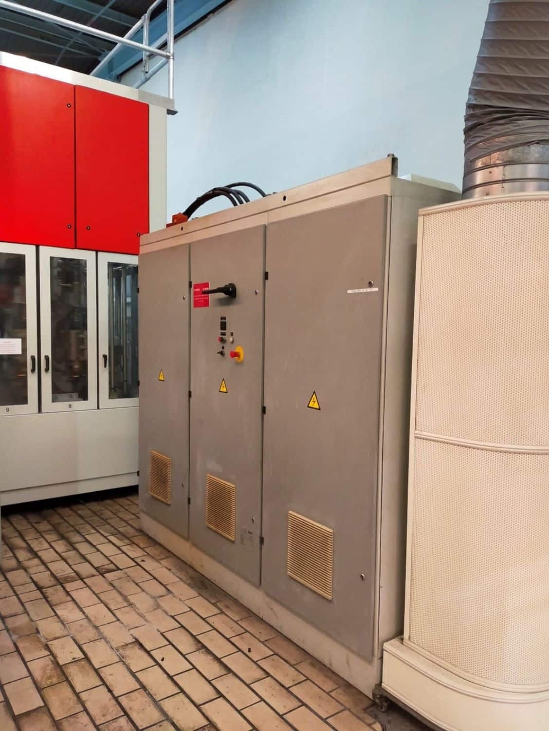 Right view of SIDEL SBO 10 Series 2 