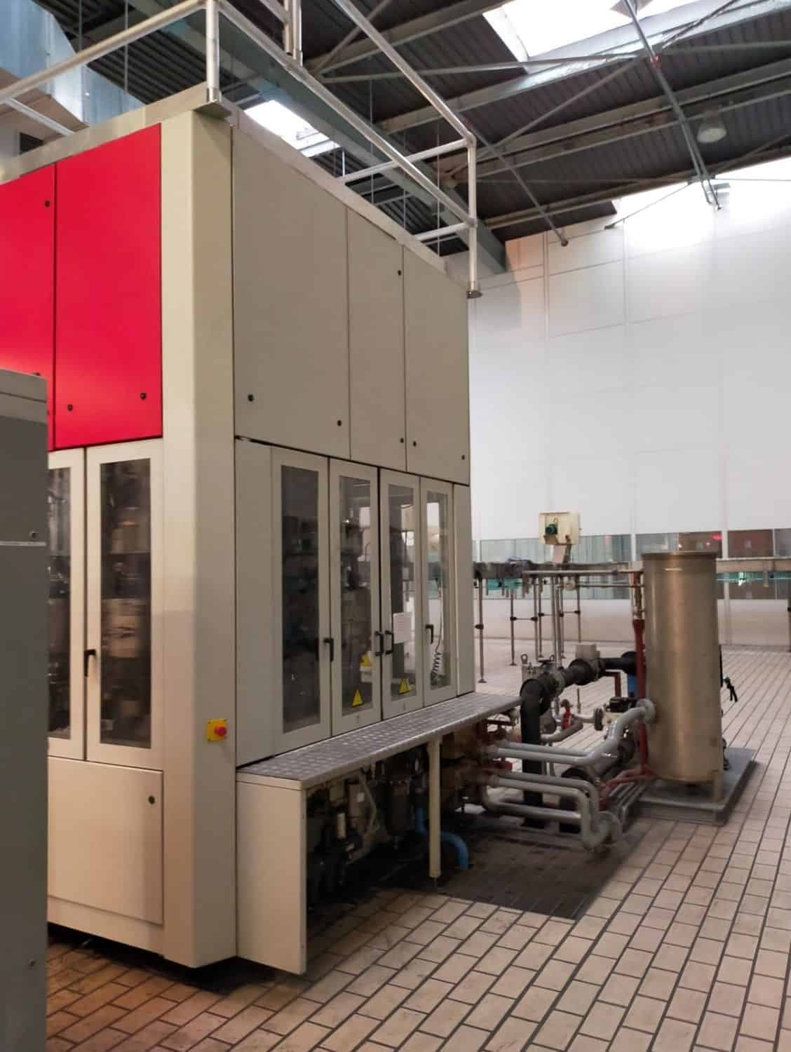 Left view of SIDEL SBO 10 Series 2 
