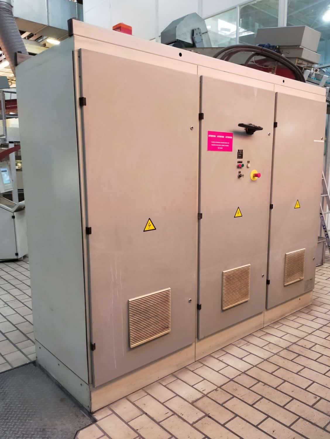 Side view of SIDEL SBO 10 Series 2