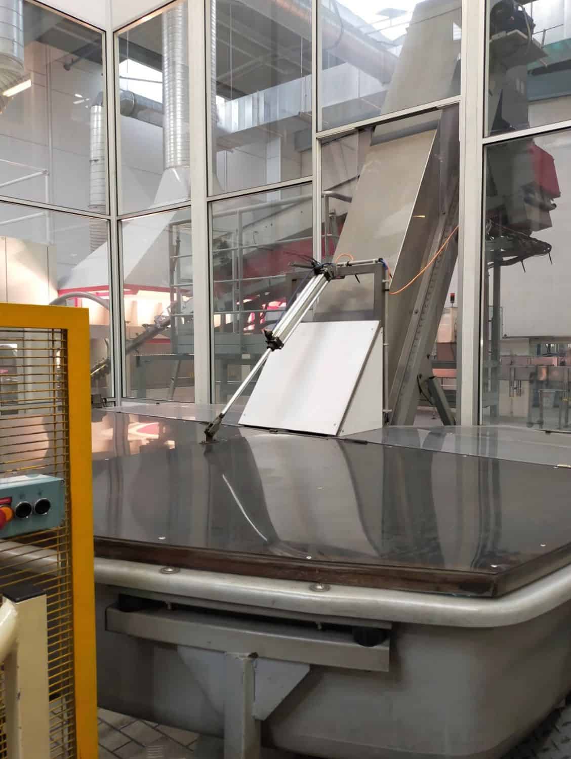 Side view of SIDEL SBO 10 Series 2