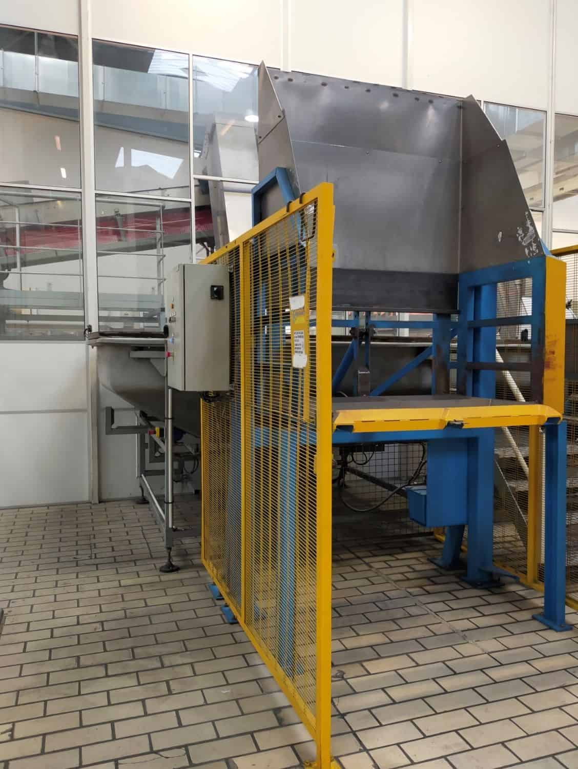 Side view of SIDEL SBO 10 Series 2
