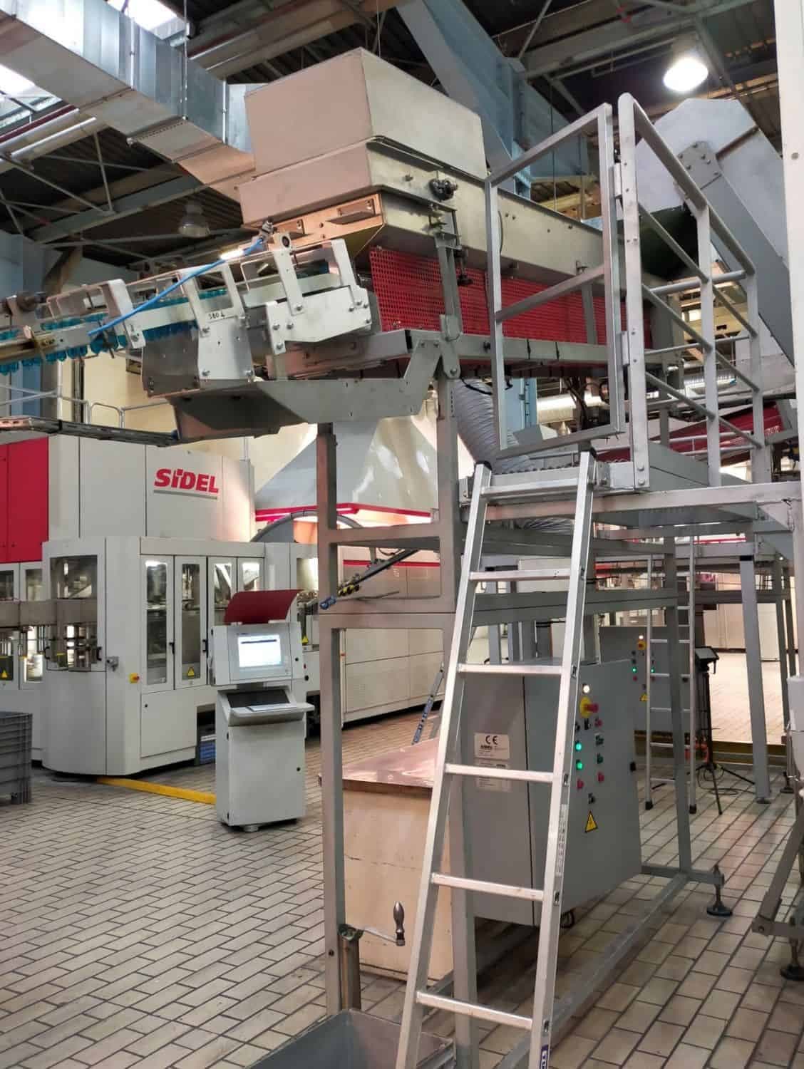Side view of SIDEL SBO 10 Series 2