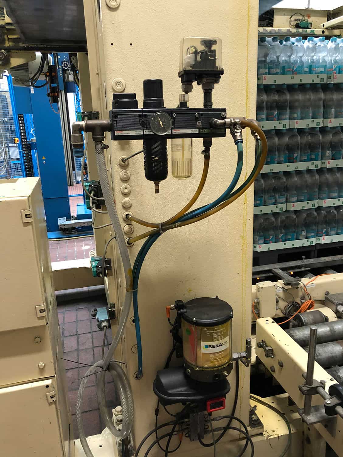 Side view of Kettner Pressant Universal