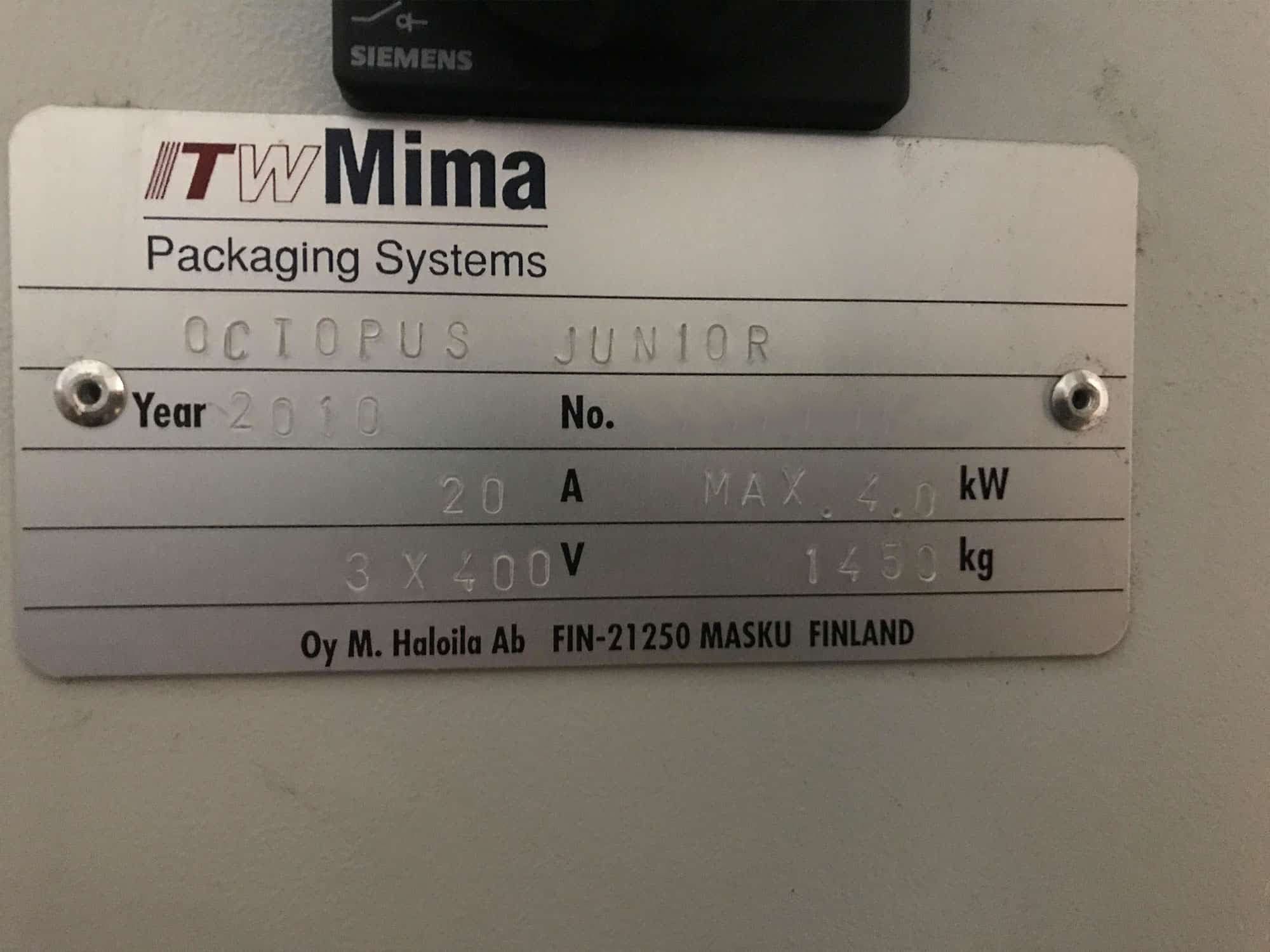 Nameplate of Haloila Octopus Junior